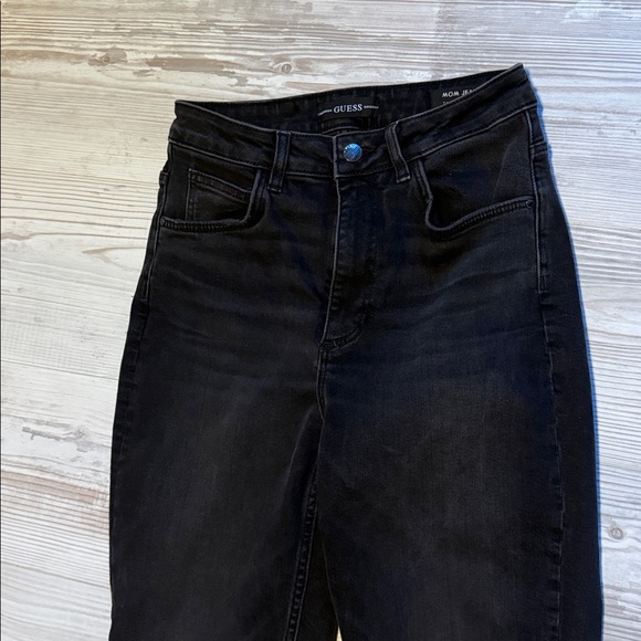 GUESS Mom Jean Tapered High, Size 28x27 - Picture 2 of 7